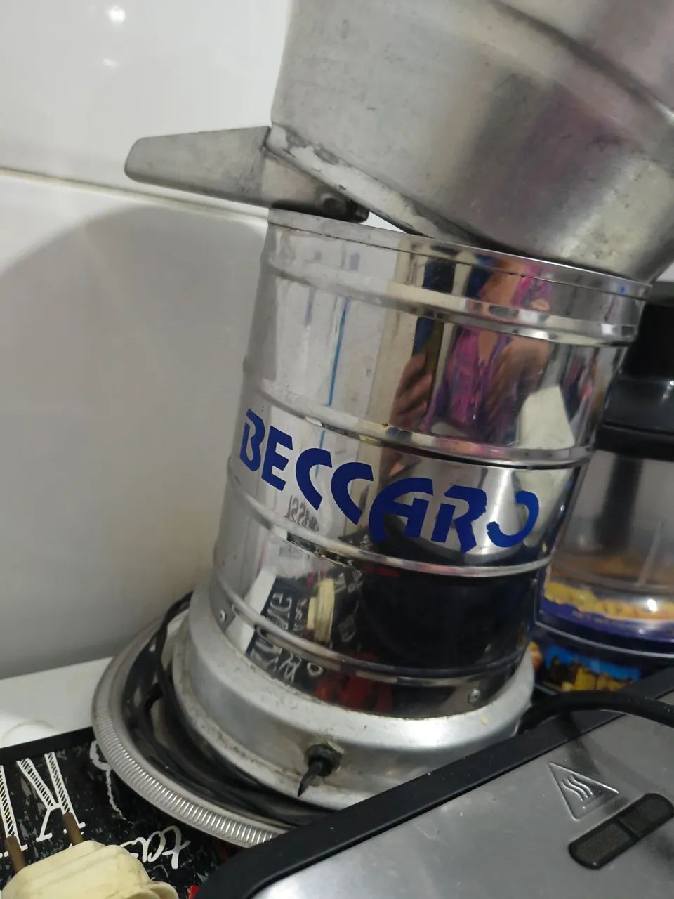 Extrator profissional de suco de laranja