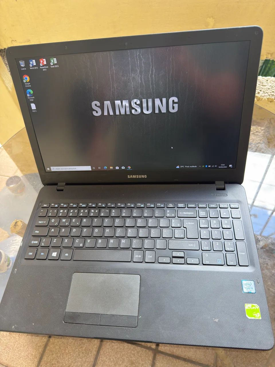 Notebook Samsung core i5 7 geração , placa de vídeo tudo perfeito  - Foto 2