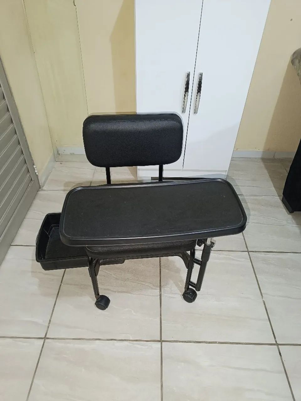 Cadeira de Manicure  - Foto 2