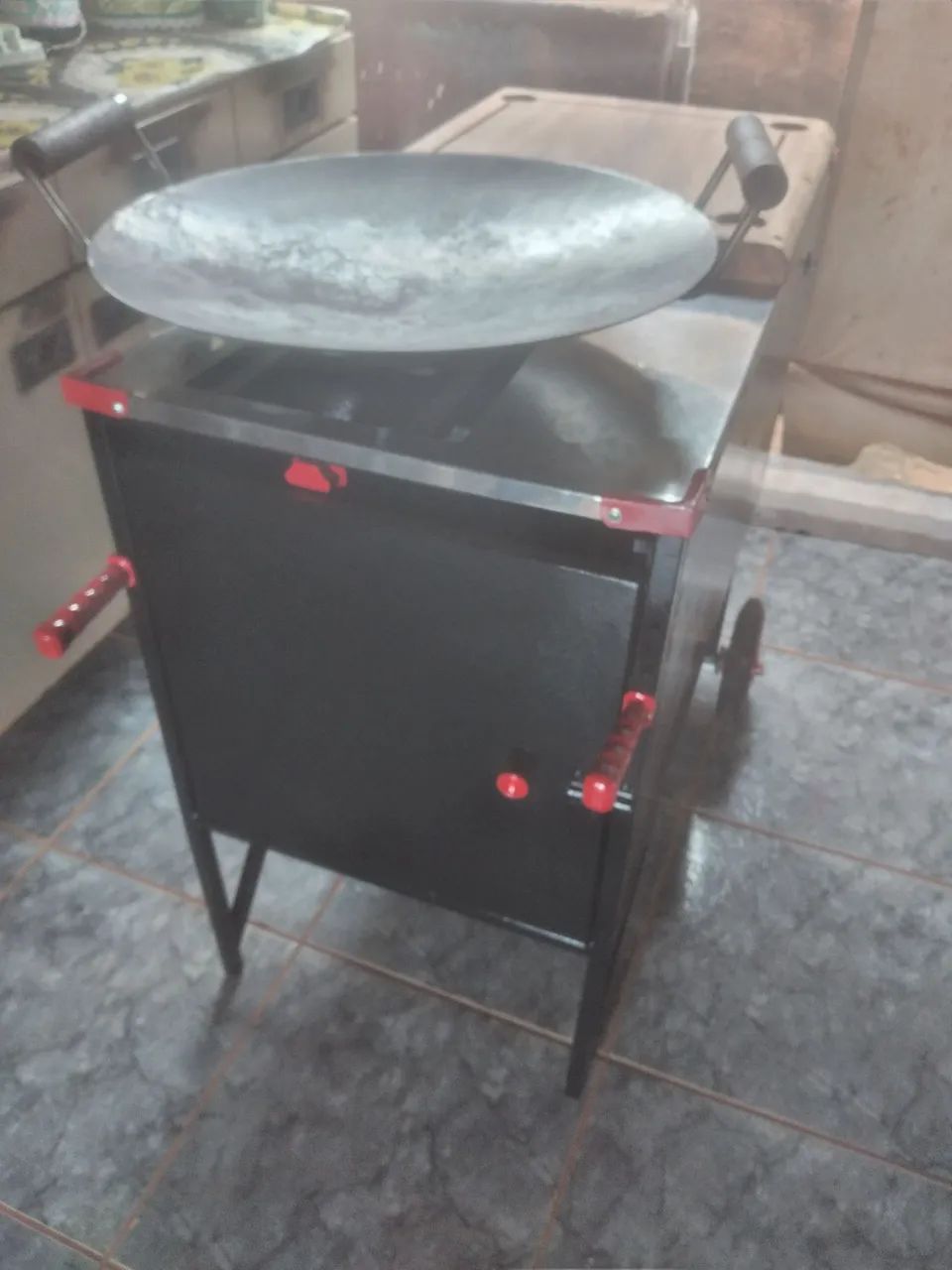 Carrinho a gás com tacho e tábua de carne - Foto 5