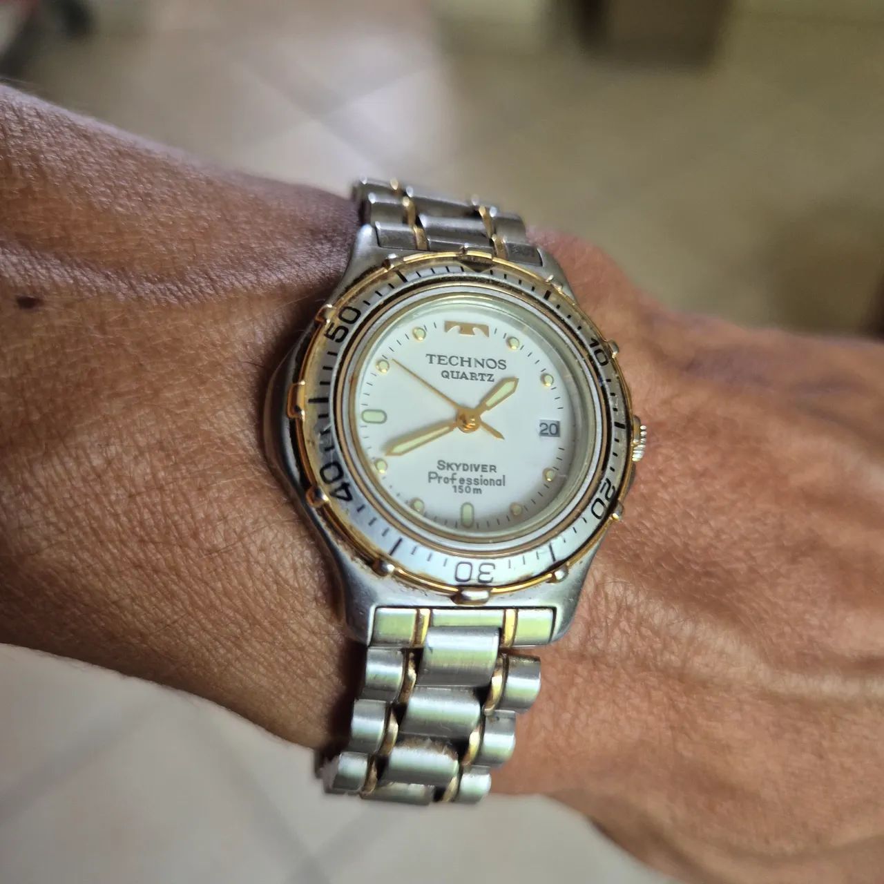 Vendo 3 relógios ORIGINAIS COM DEFEITO  - Foto 3