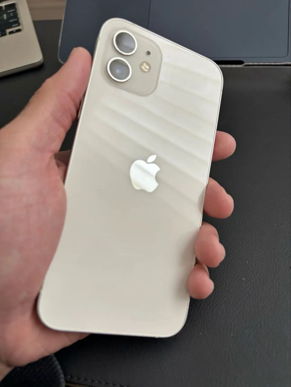 iPhone 12 64gb branco - Foto 4