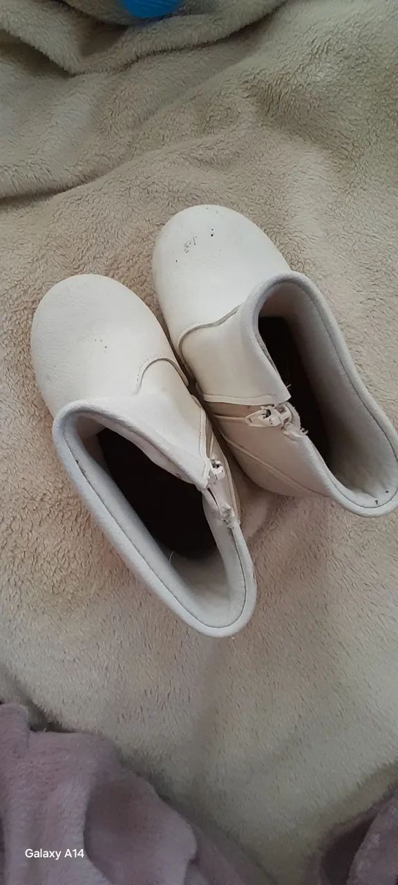 Bota menina tamanho 21 - Foto 3