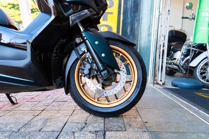 YAMAHA XMAX 2024 REF:F29 - Foto 5
