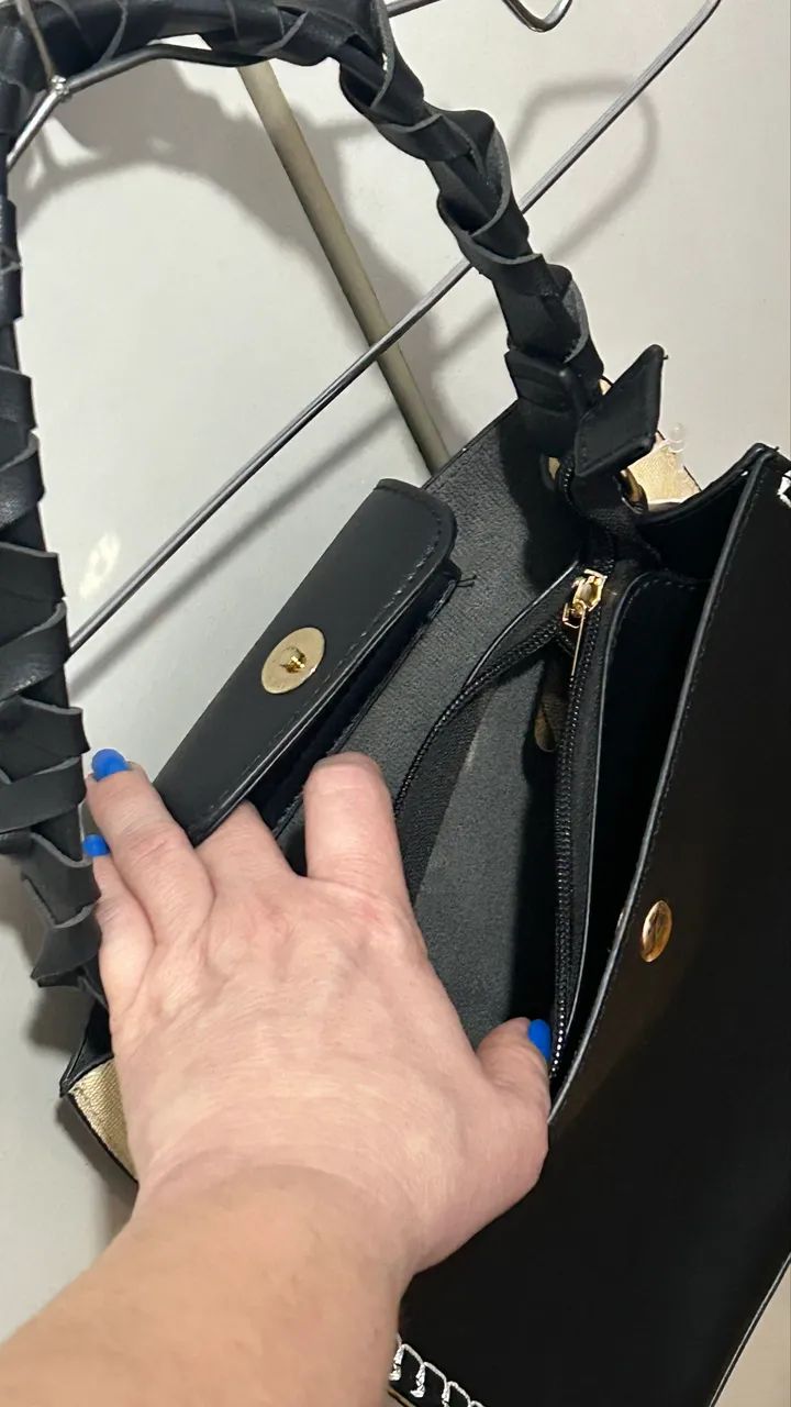 Bolsa preta da marca Josefina Rosacor - Foto 2