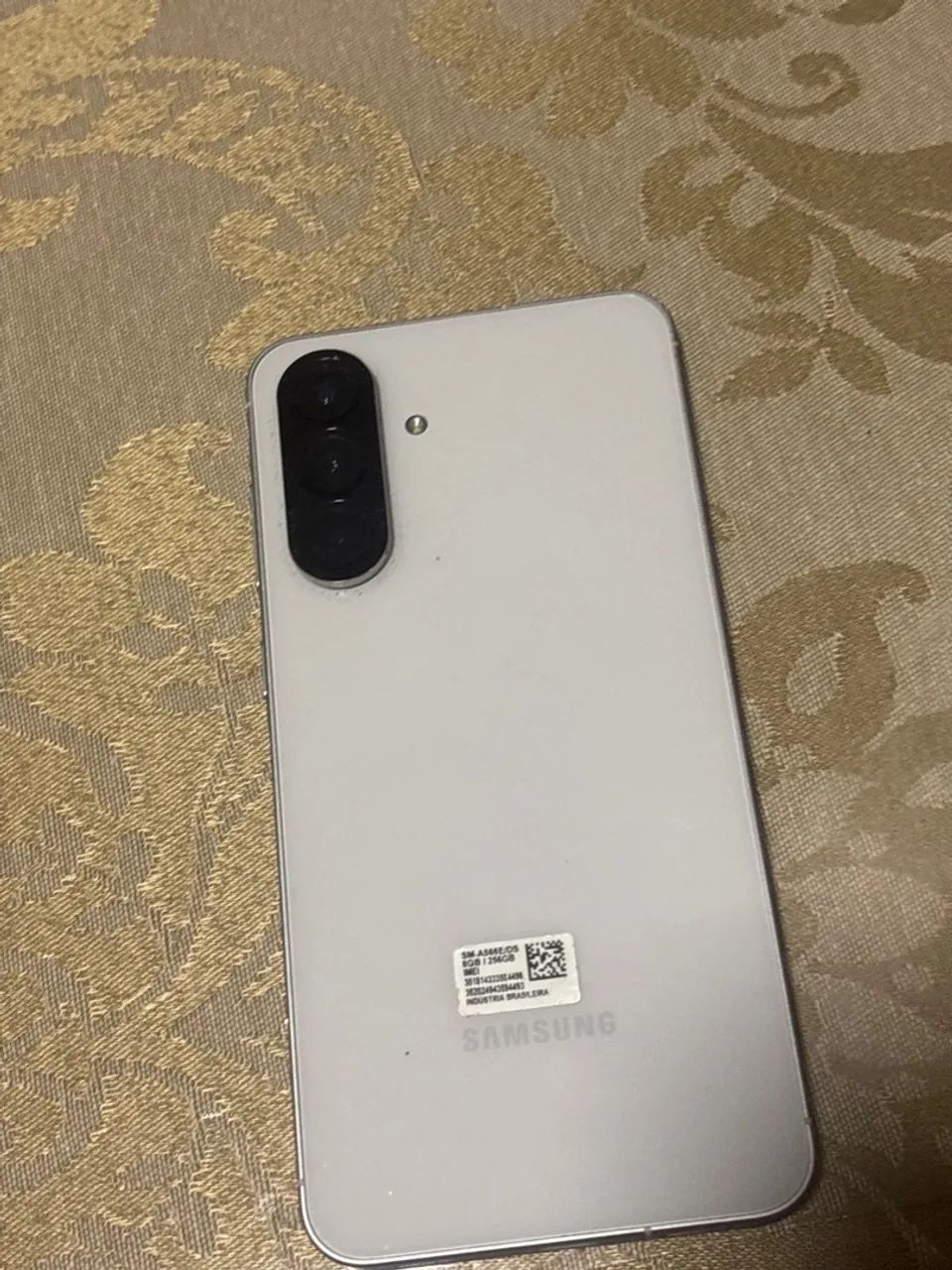 SAMSUNG A56 256g