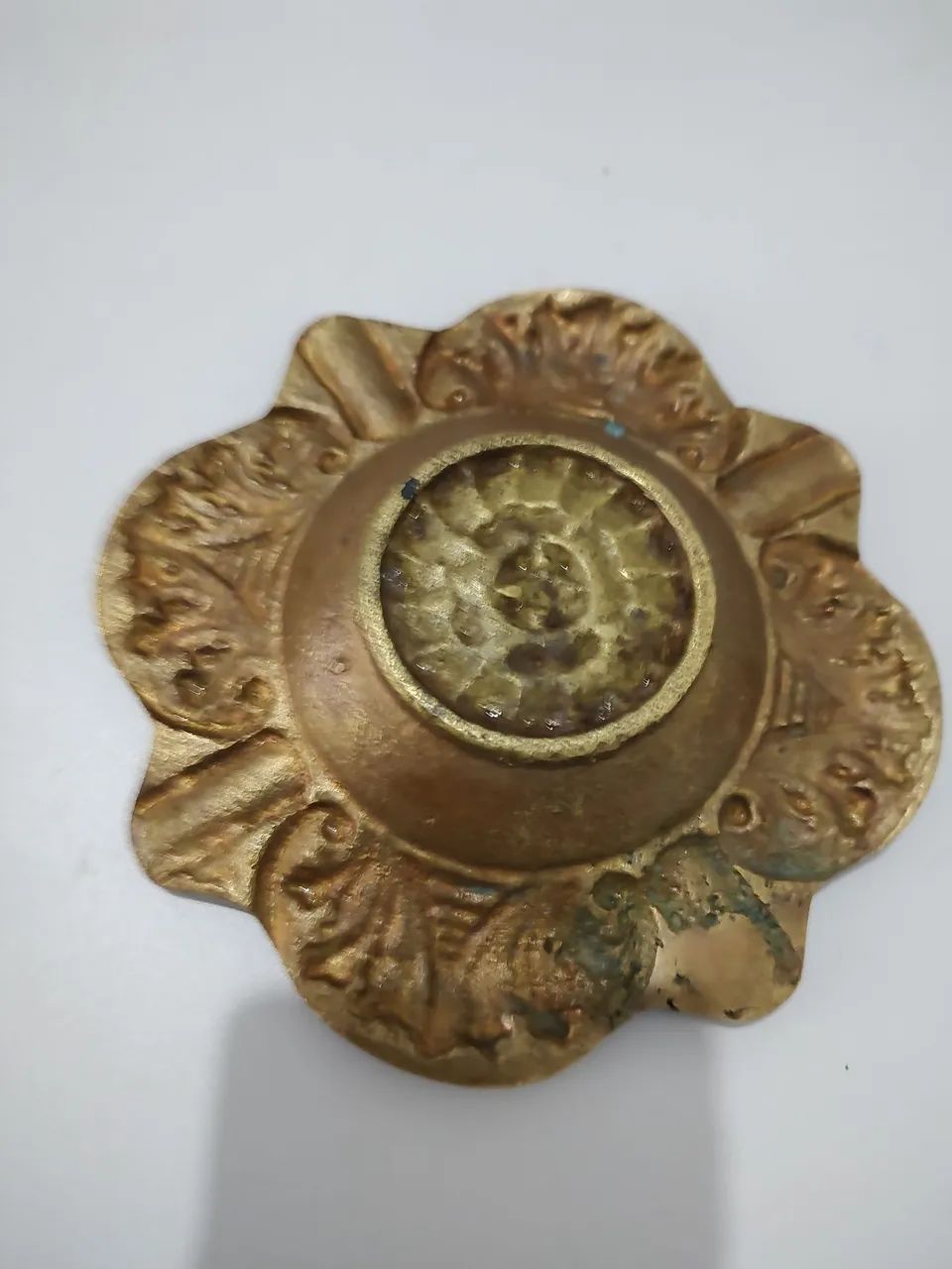 Cinzeiro de bronze. - Foto 2