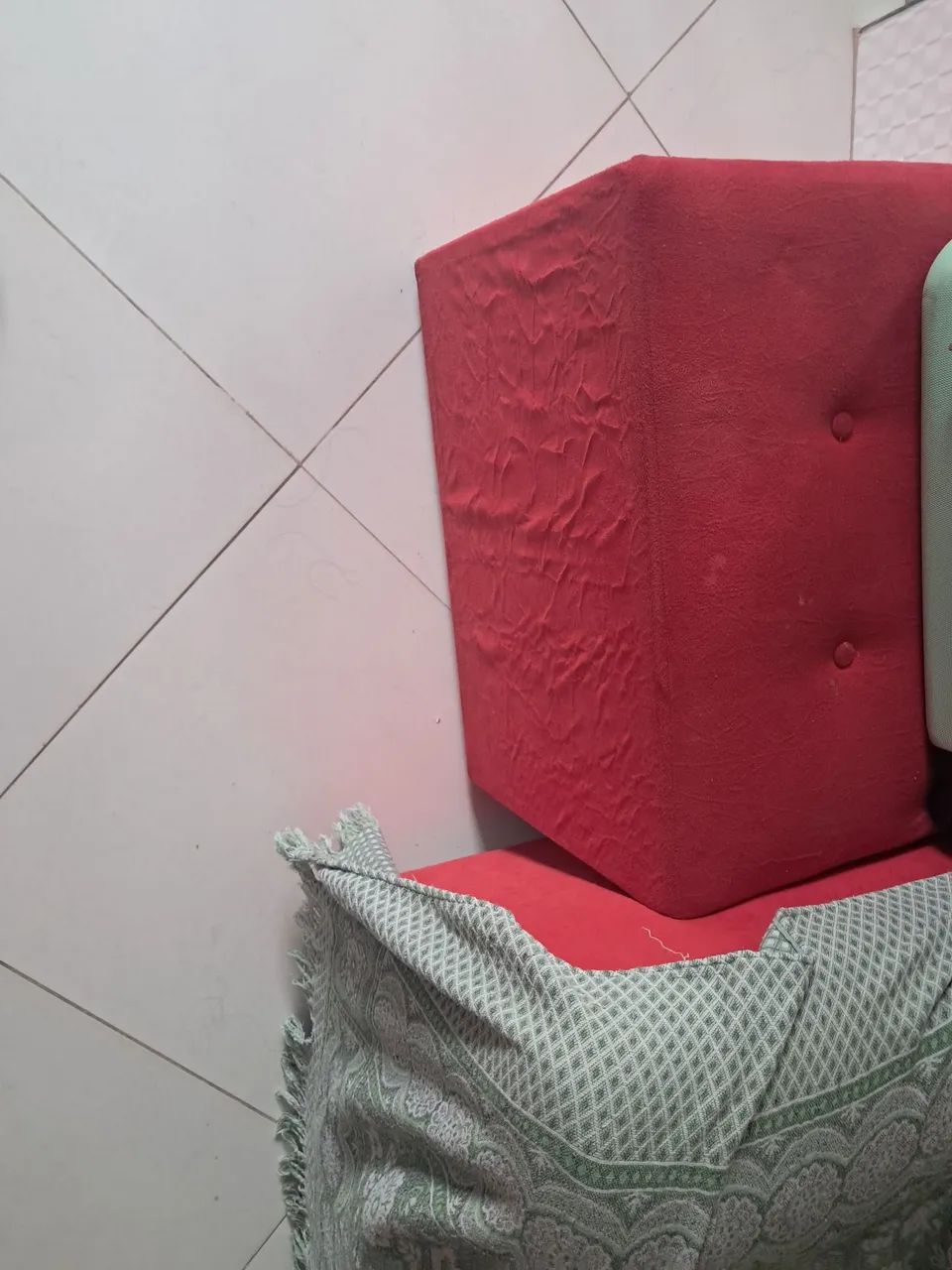 4 puffs vermelhos - Foto 3