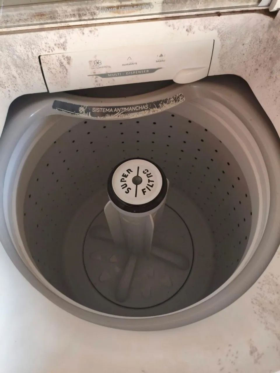 Máquina de lavar roupa com defeito - Foto 2