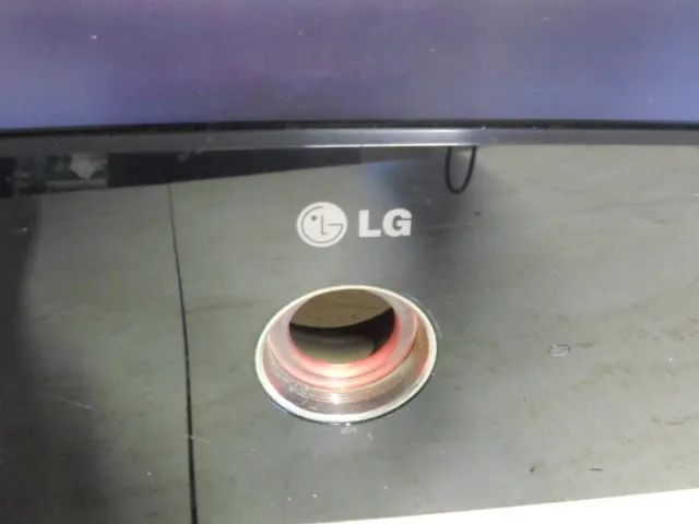 TV LCD LG 47 polegadas Não Digital, funcionando A retirar em Guarulhos - Foto 3