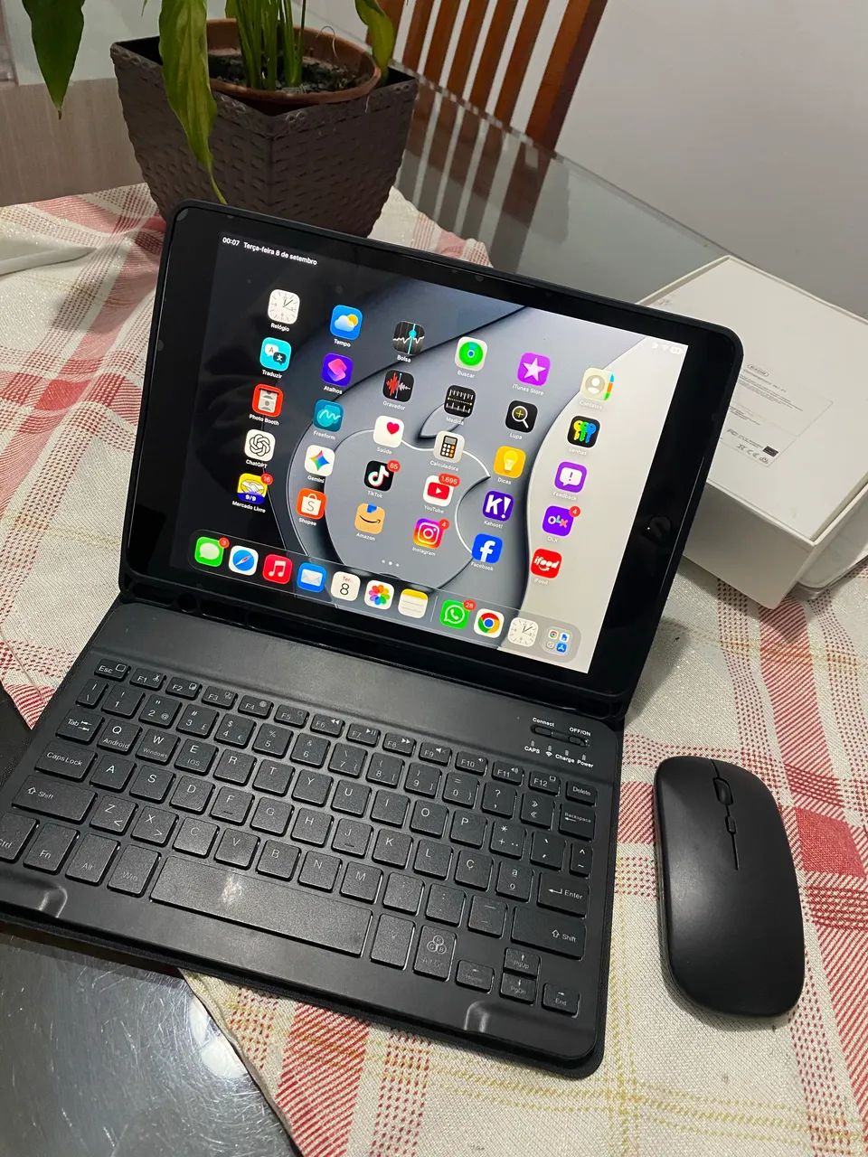 iPad 9 geração impecável bateria excelente  - Foto 2