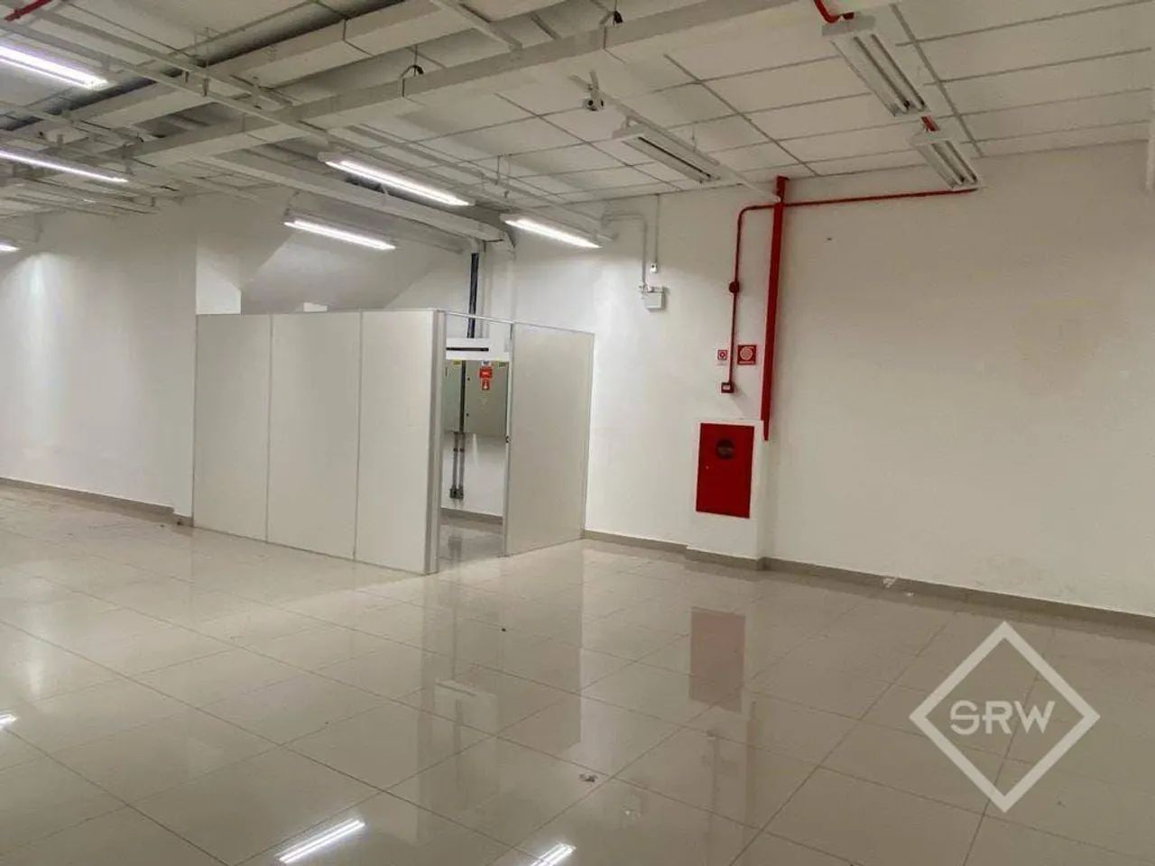 SALÃO PARA LOCAÇÃO, 1200 M² - CENTRO - AMPARO. - Foto 5