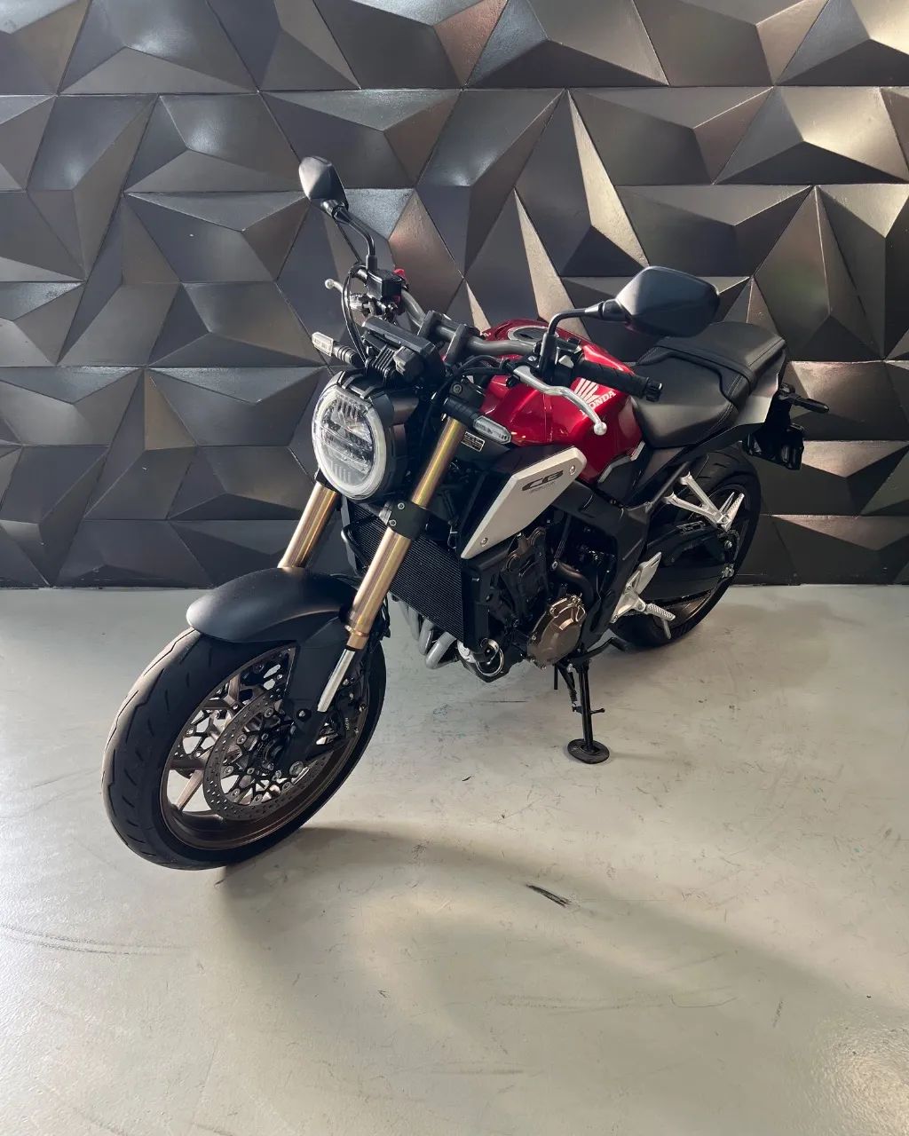 CB 650R - Foto 3