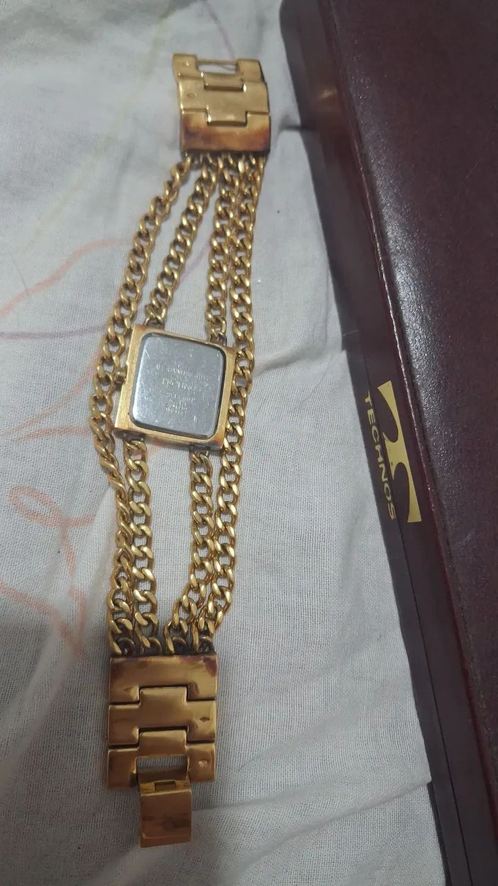 Relógio Technos modelo Pierre Ricaud com marcador strass no estado - Foto 3