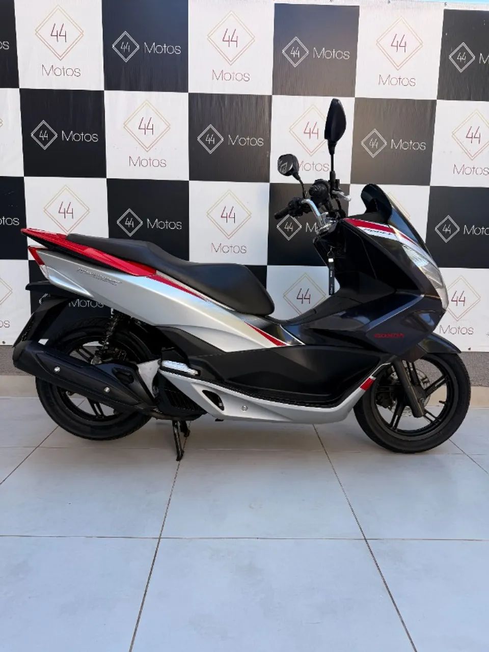 Honda PCX 150 Sport - Foto 2