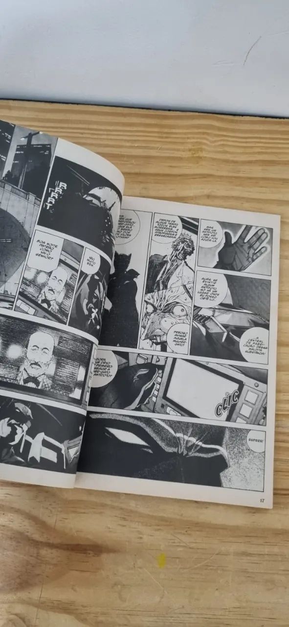 Batman Mangá - Foto 5