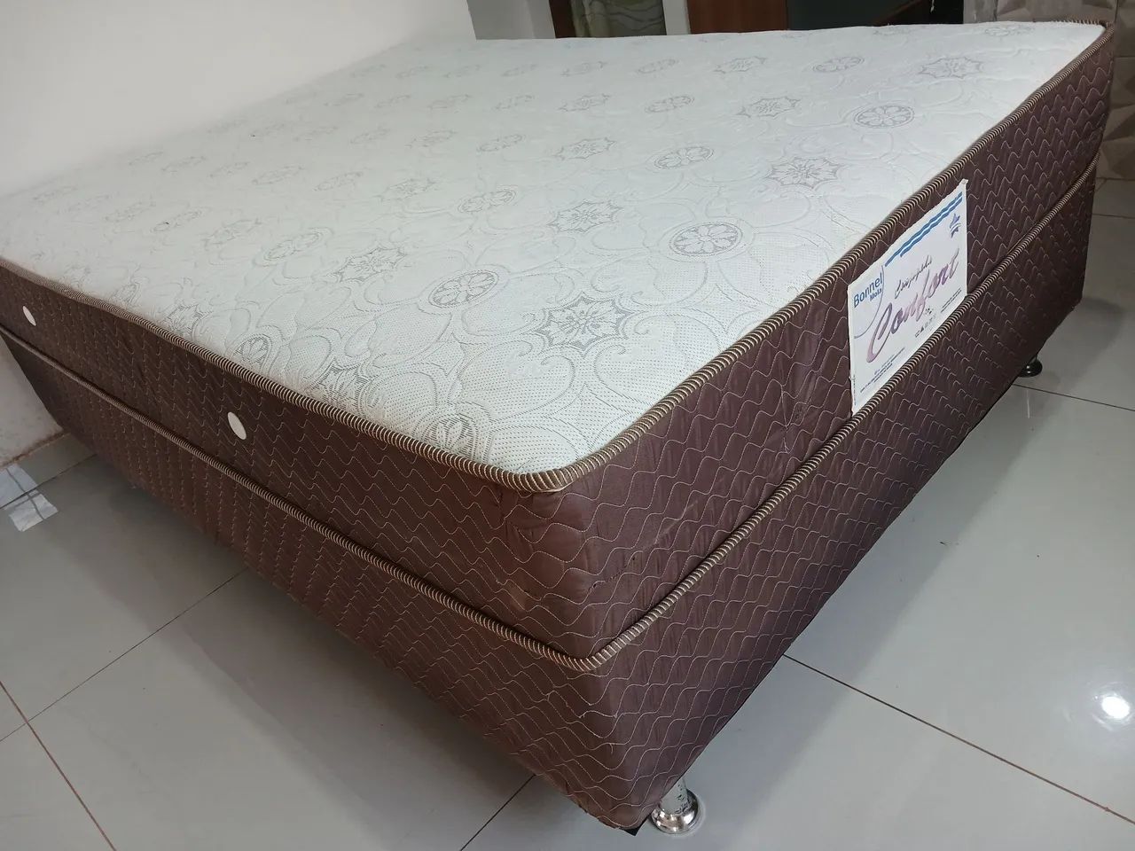 Cama box casal