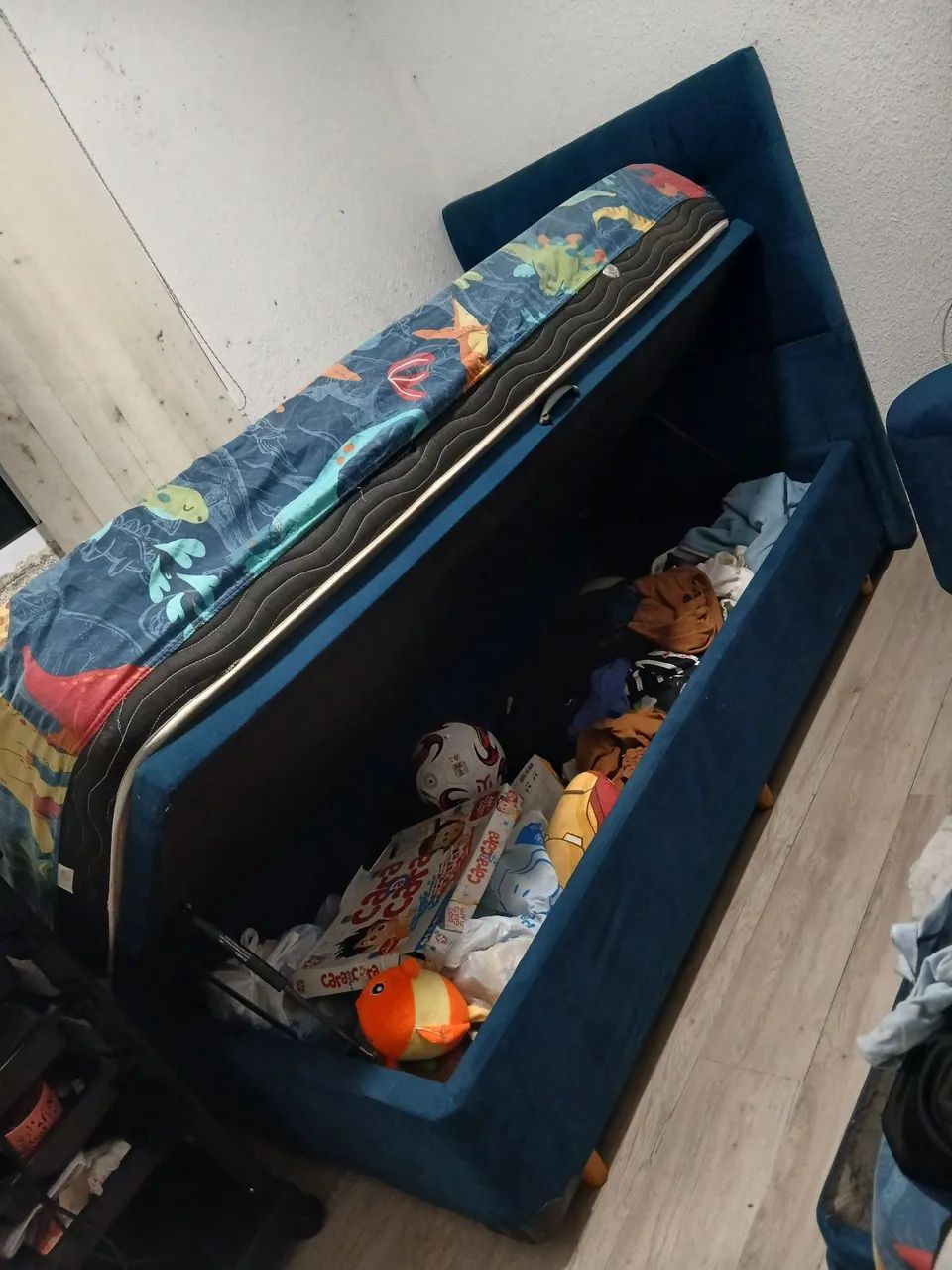 Cama box solteiro baú com a cabeceira sem o colchão  - Foto 2