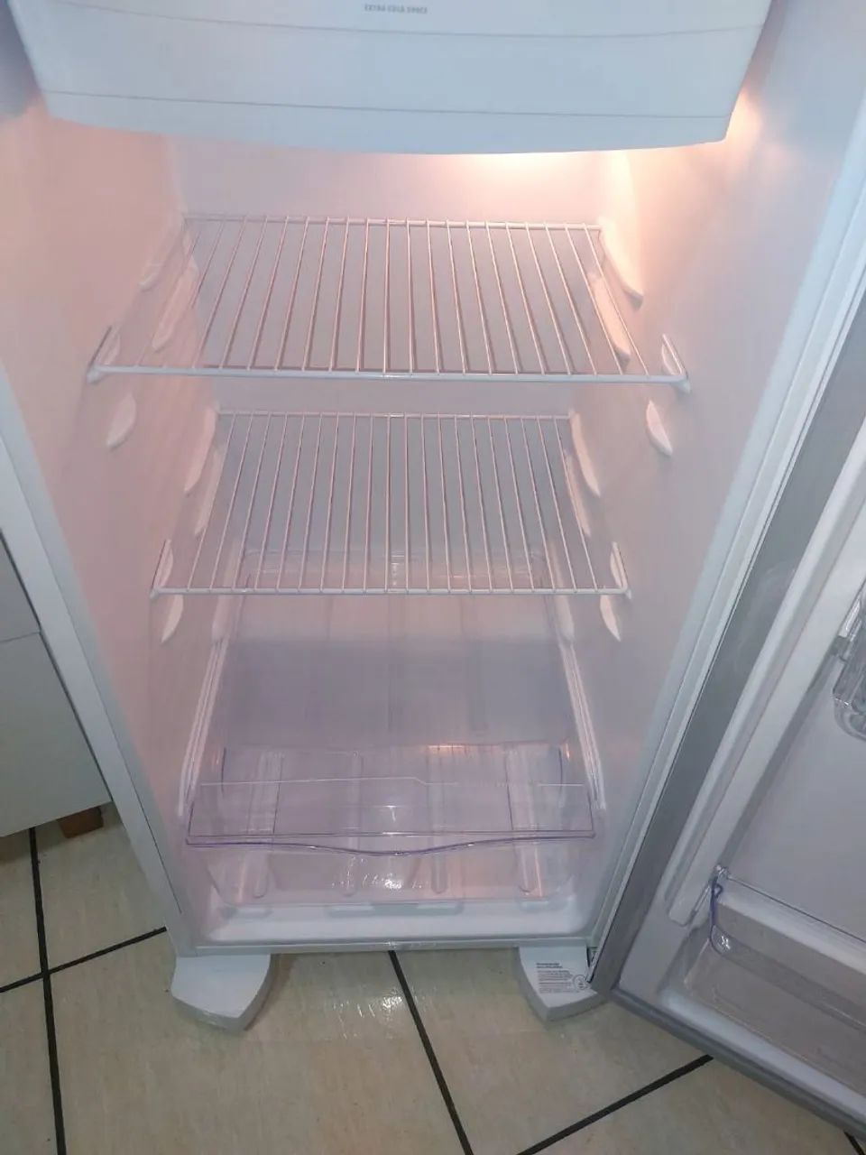 Vendo Geladeira e pia  - Foto 2