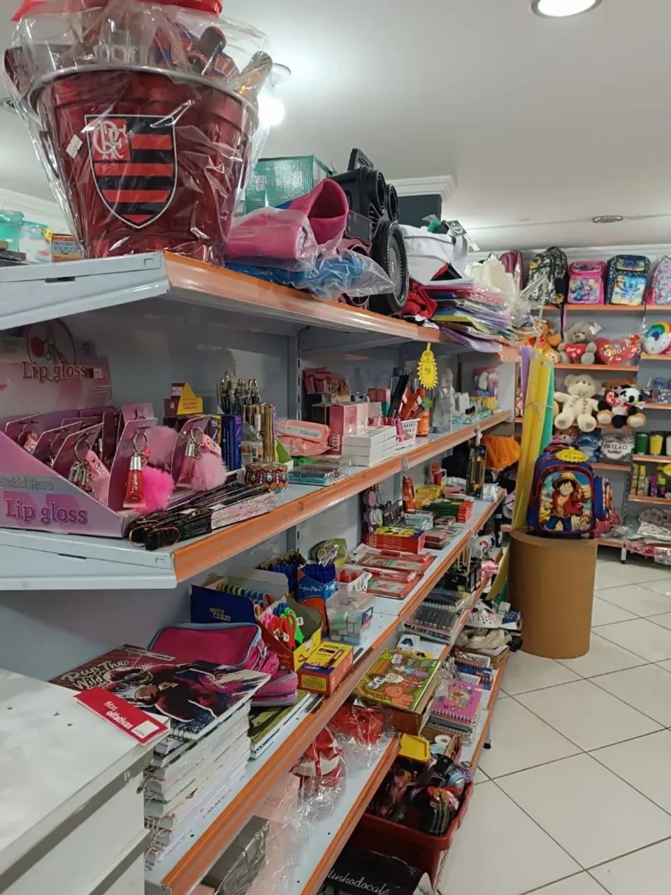 Gôndola central de loja  - Foto 2