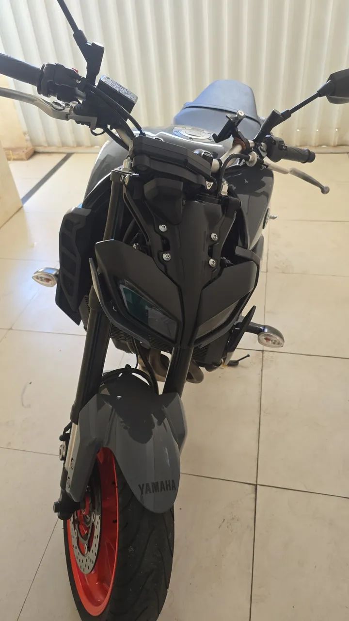 MT 09  - Foto 2
