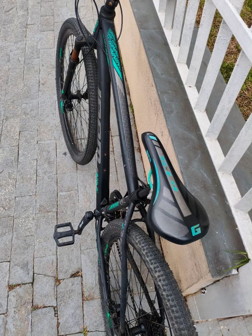 Bicicleta JEEM ARO 29