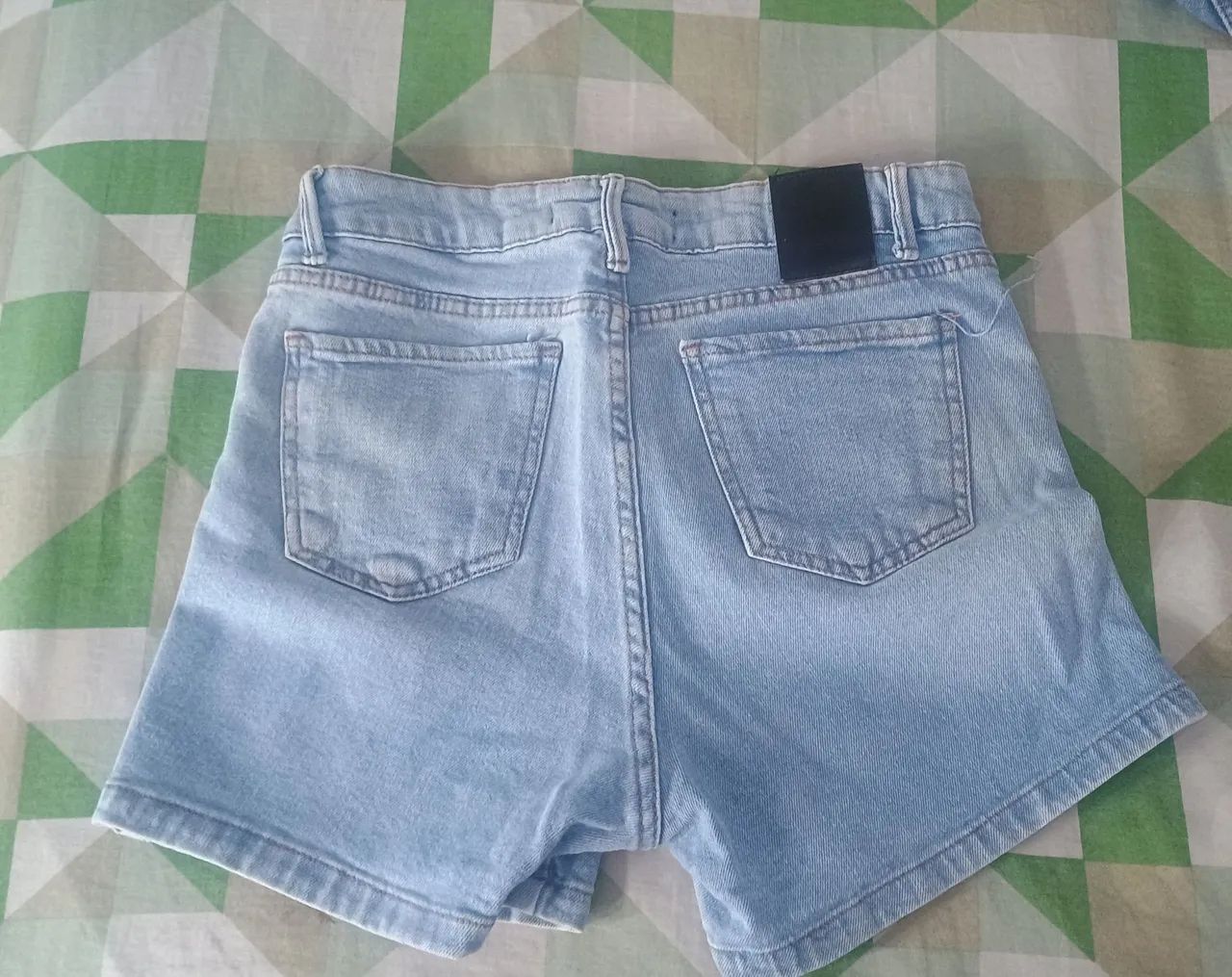 LOTE ROUPAS NO TAMANHO 38  - Foto 2