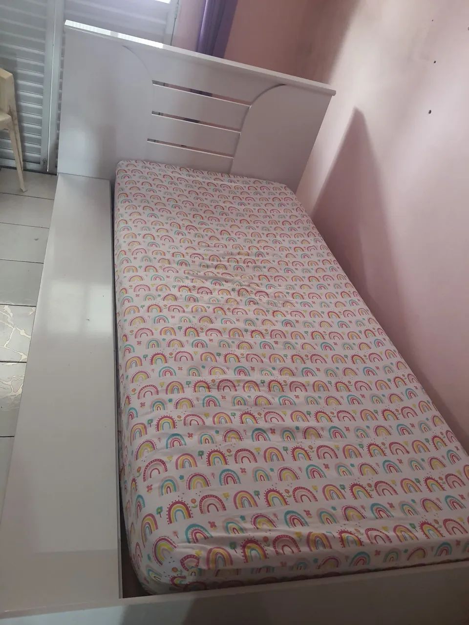 Cama infantil branca - ótimo estado