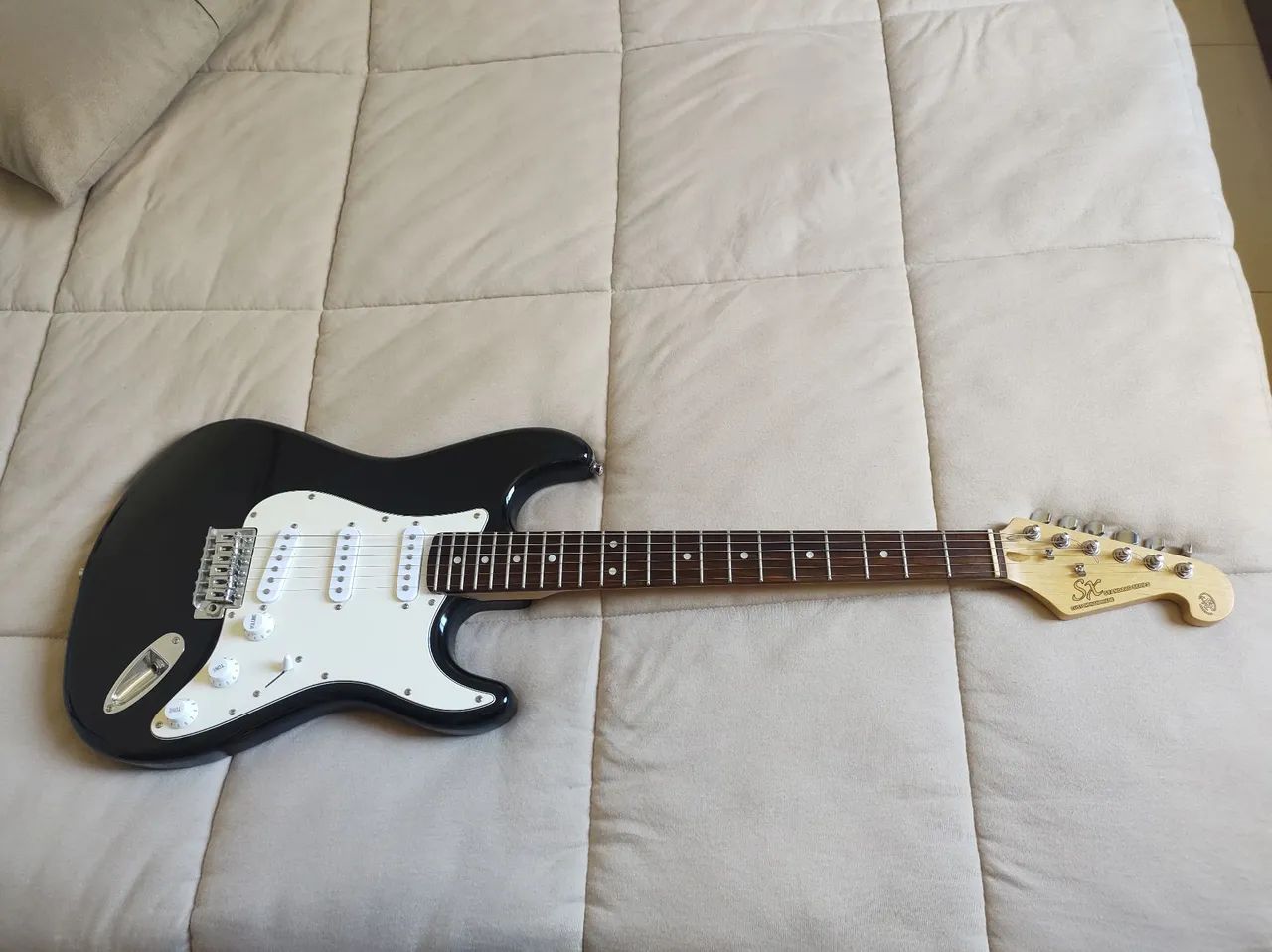 Guitarra Stratocaster  - Foto 2