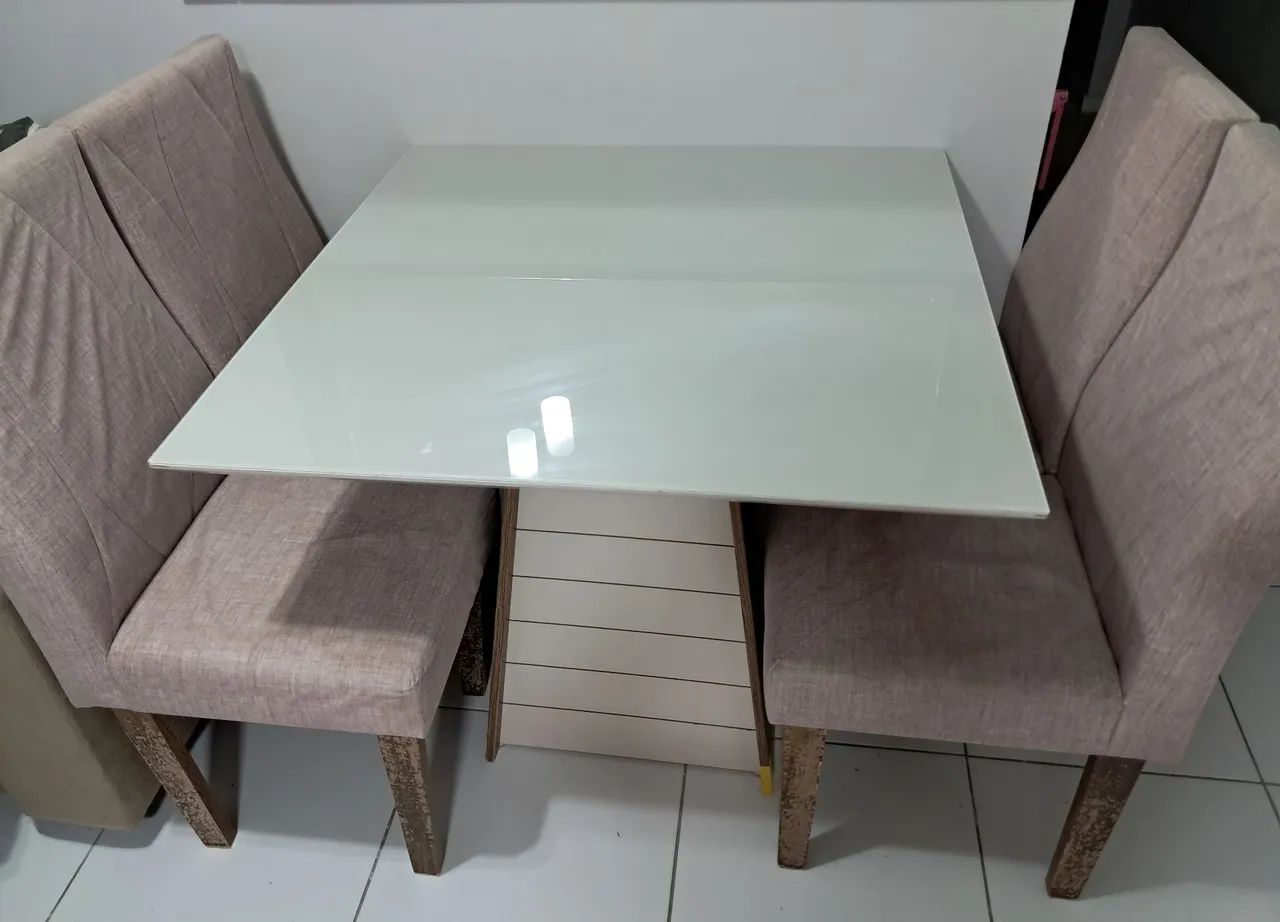 Sala de jantar de 4 lugares - Foto 2