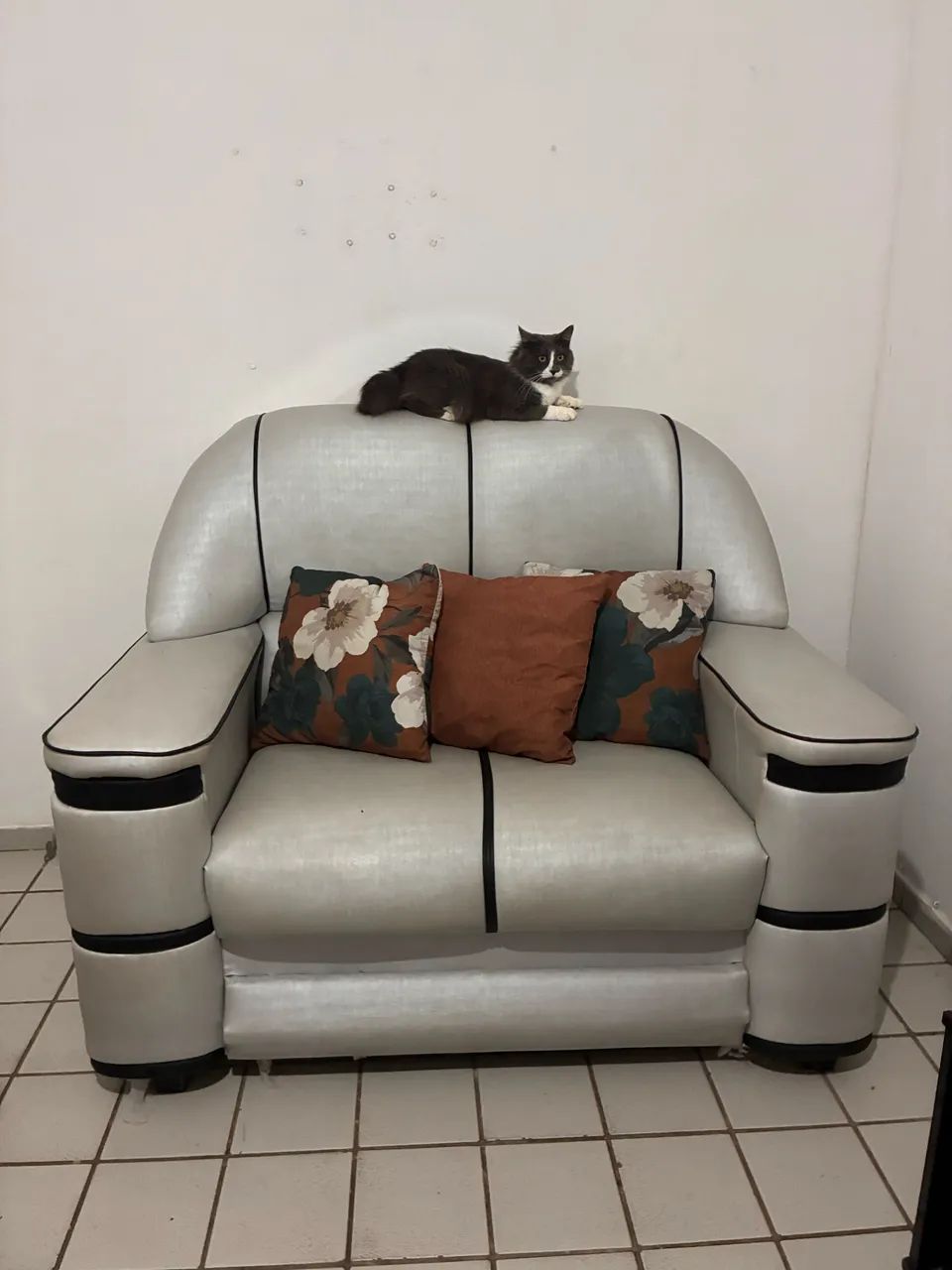 VENDO SOFÁ PEQUENO