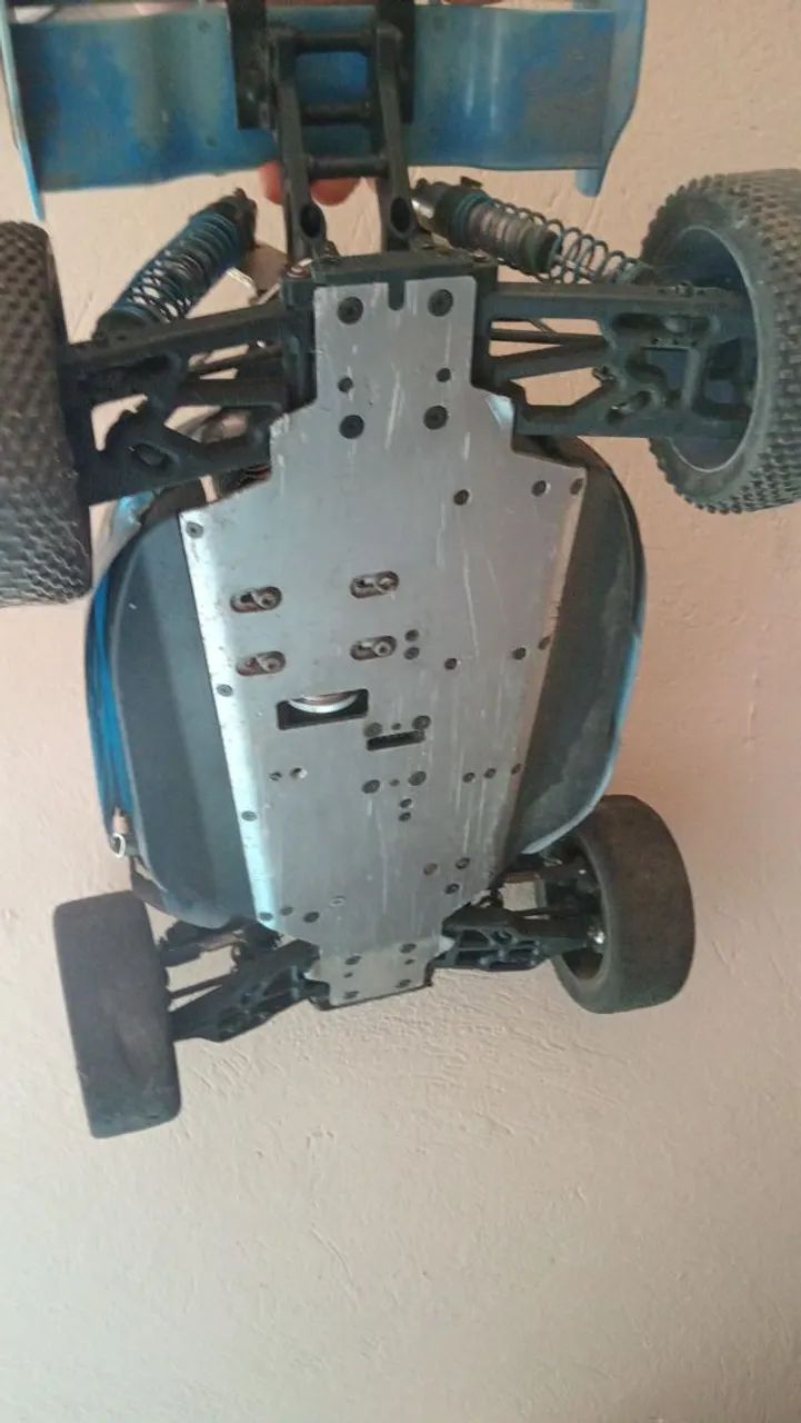 Carro de controle 1/8 Nitrometano  - Foto 5