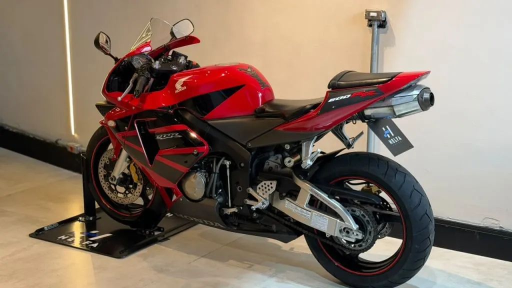 HONDA CBR 600 RR - Foto 4
