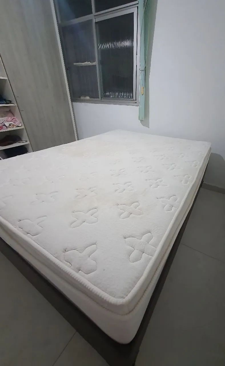 Vendo colchão casal molas ensacadas