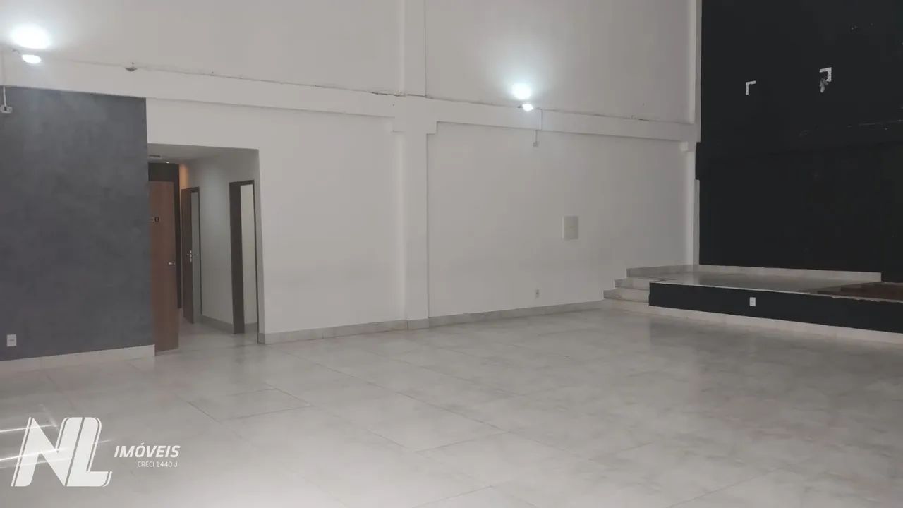 EXCELENTE PONTO COMERCIAL NA AV. PRUDENTE DE MORAIS  400M² |