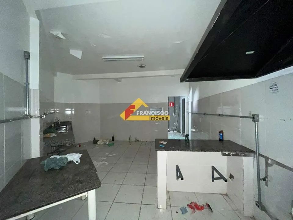 Loja localizada no bairro Bom Pastor