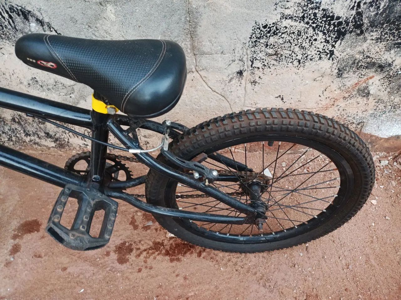 Bicicleta modelo BMX. - Foto 2