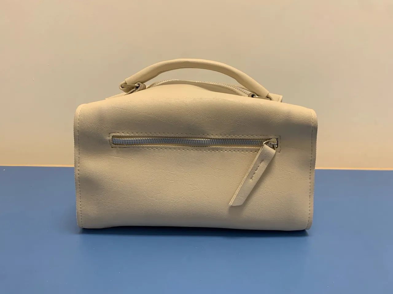 BAG LOLLA - Bolsa versátil -off white linda , praticamente nova usada 1x  - Foto 3