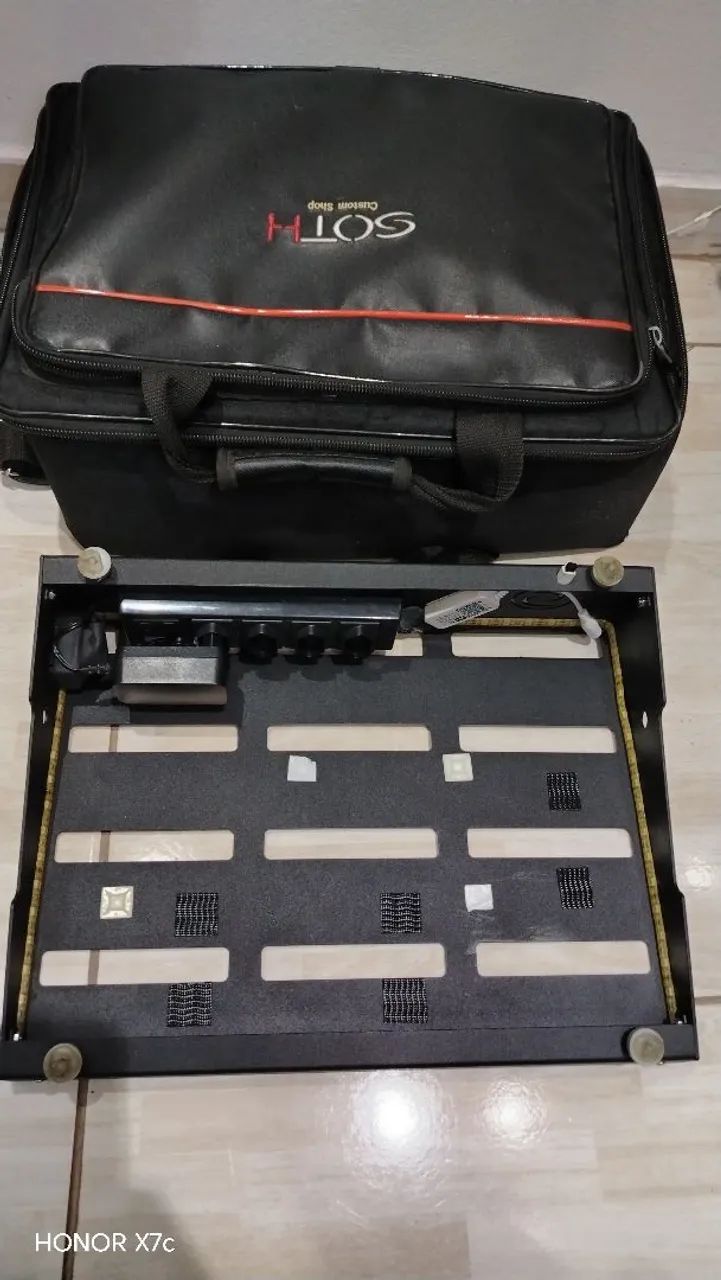 PEDALBOARD SOTH CUSTOM 40X30 NOVA COMPLETA  - Foto 3