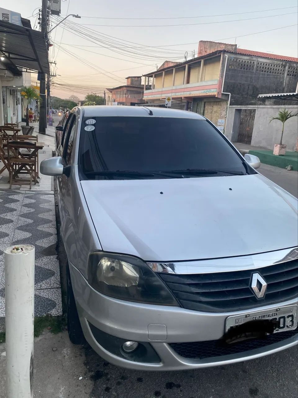 Renault Logan Expression Hi-flex 1.6 8V 4P 2012 - Foto 3