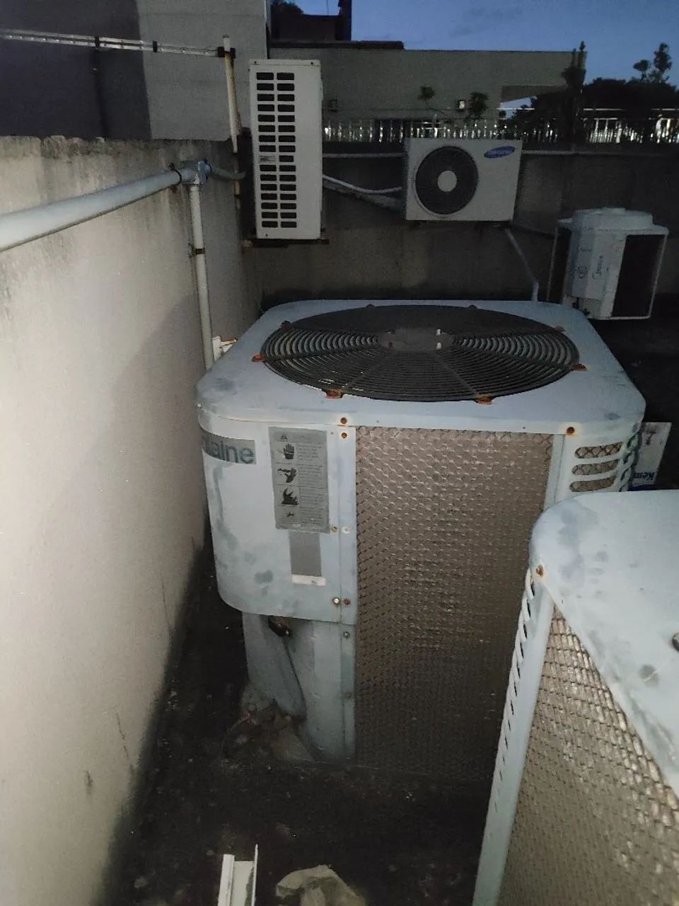 Ar condicionado piso teto Fontaine  - Foto 2