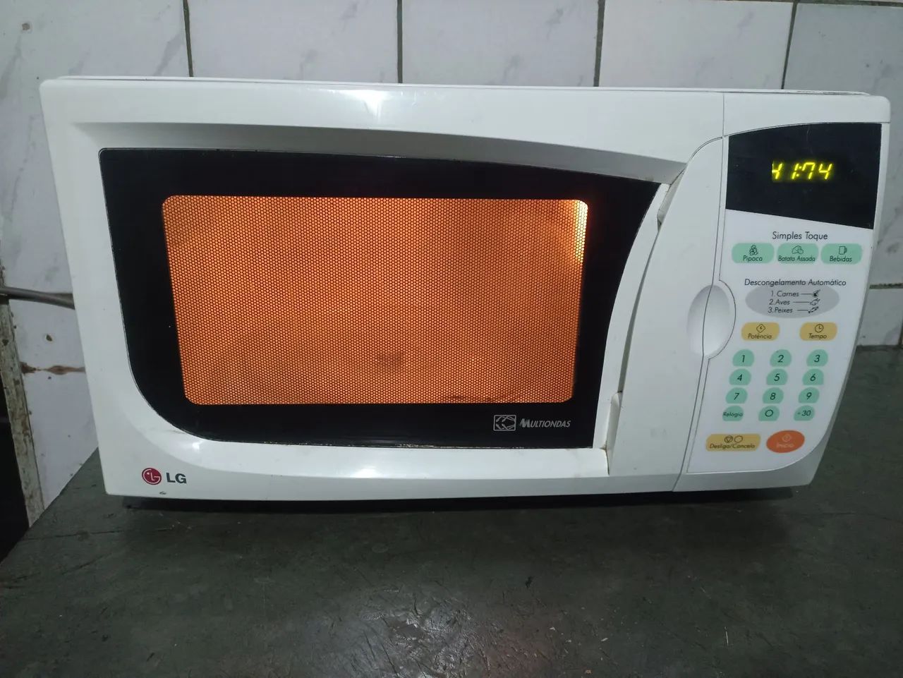 Microondas LG 20 litros  - Foto 5