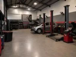 VENDO OFICINA MECÂNICA COMPLETA - PRONTA PARA OPERAR