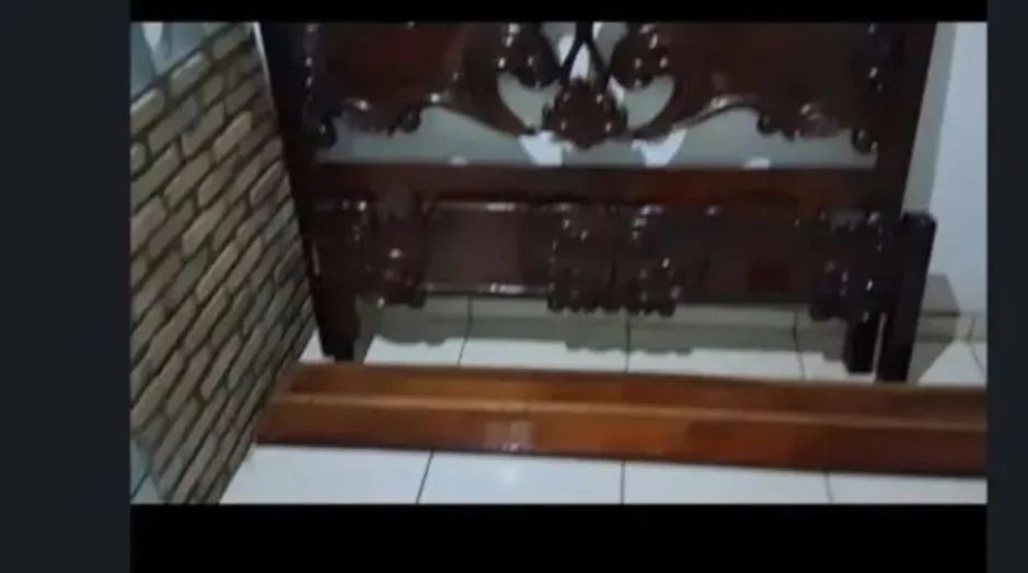 Cama de casal de madeira  - Foto 2