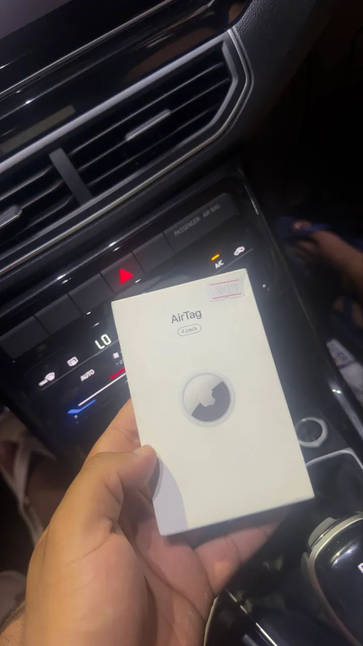 AIRTAGS