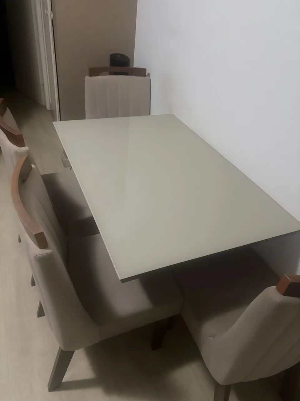 Mesa de jantar 4 cadeiras 