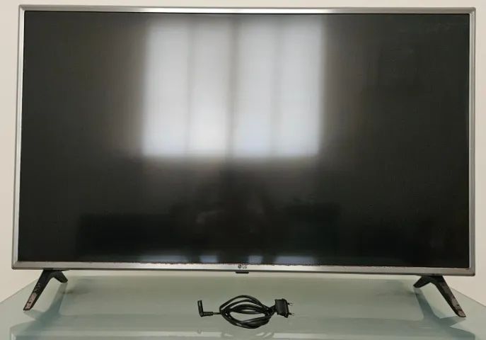 Smart TV LG 4k de 43 polegadas 43UM7500PSB (Defeito no Display)