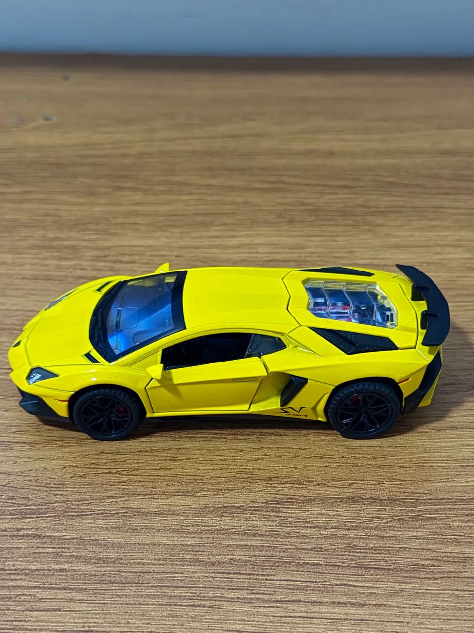 Miniatura 1:32 Metal Lamborghini  - Foto 3