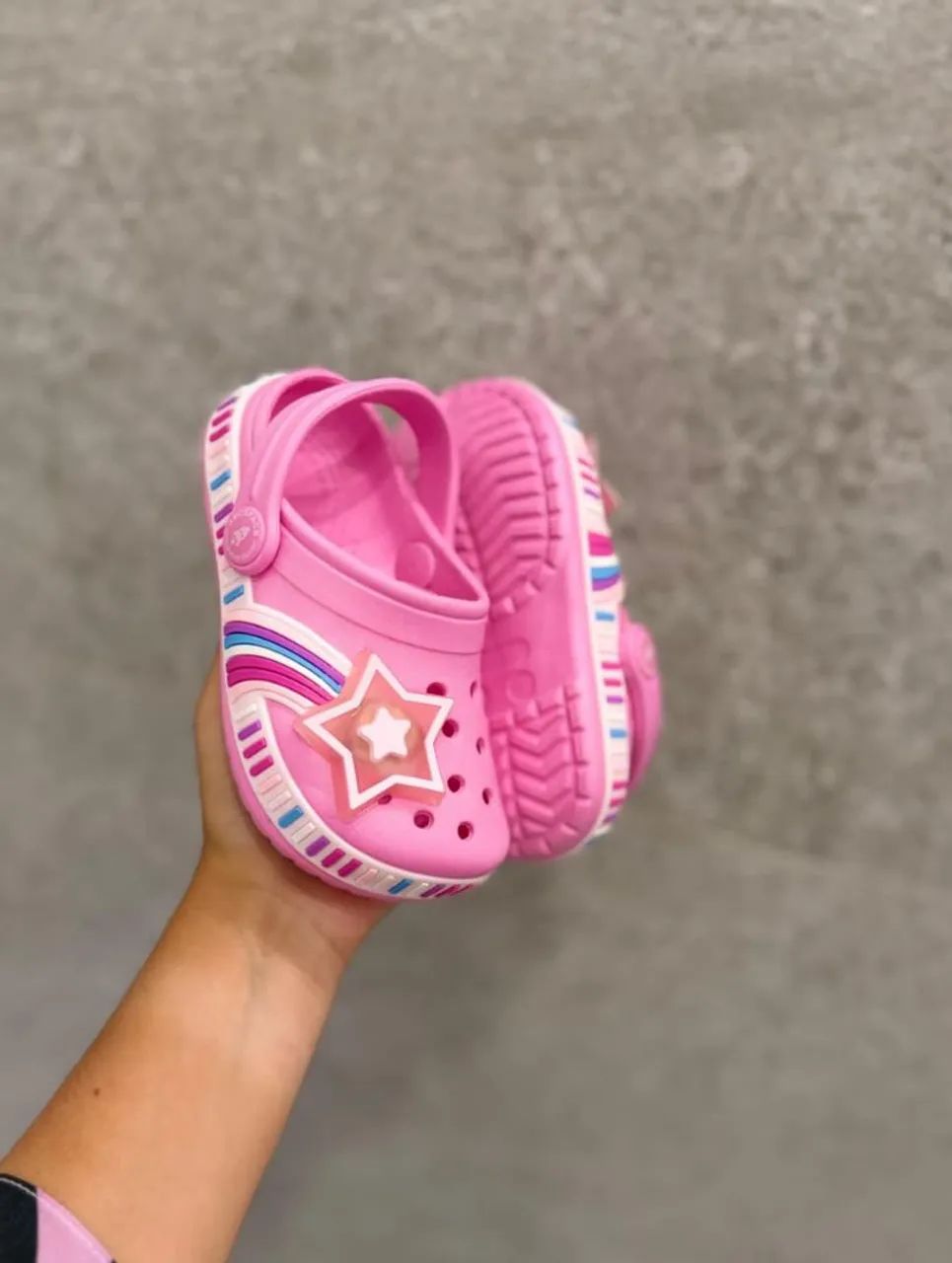 Chinelo infantil LED. - Foto 3