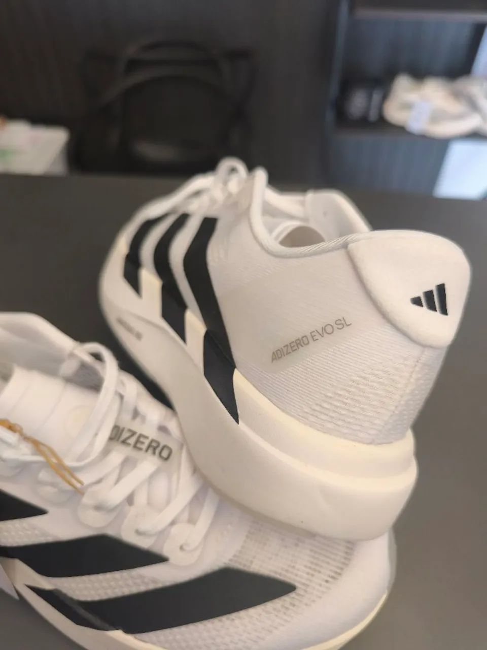 ADIDAS ADIZERO EVO SL IMPORTADO - Foto 3